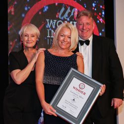MEAT BUSINESSWOMAN AWARD: WHOLESALING - Lesley Waters, winner Lucianne Allen of Aubrey Allen and category partner Rob Shelley of Maritime Cargo Services.